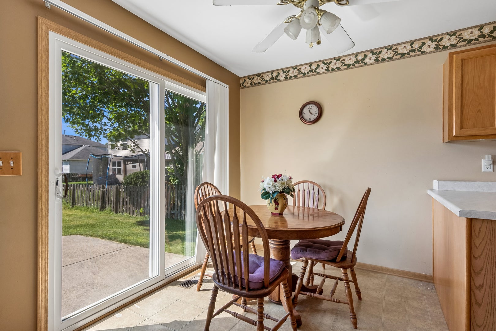 92 prairiefield Avenue