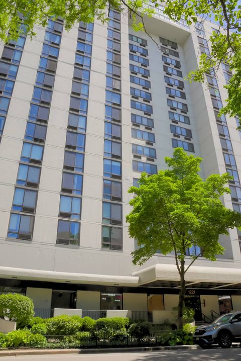 Photo of 1221 N Dearborn Parkway #411S, Chicago, IL 60610 (MLS # 12651651)