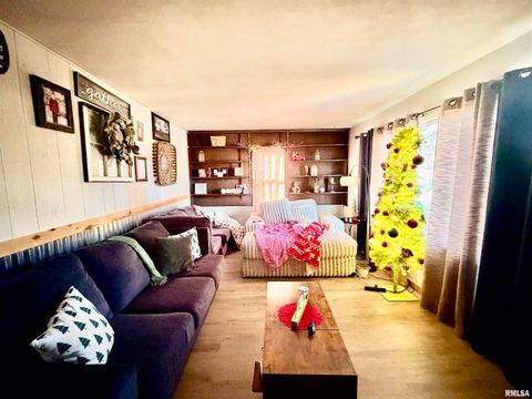 Tiny photo for 1415 Jonquil Street, Centralia, IL 62801 (MLS # EB460684)