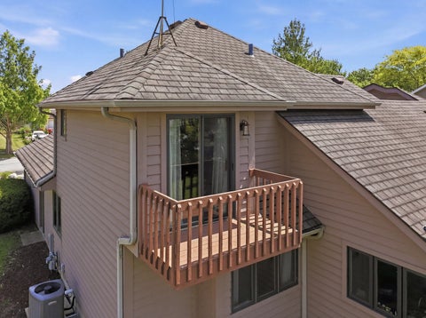 Tiny photo for 534 Whispering Pines Road, Lindenhurst, IL 60046 (MLS # 12663051)