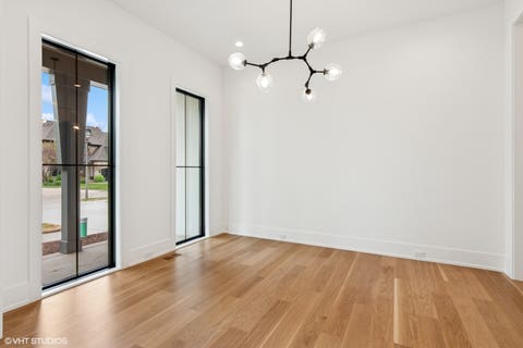 Tiny photo for 515 S Parkview Avenue, Elmhurst, IL 60126 (MLS # 12729806)