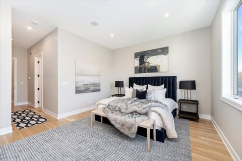 Tiny photo for 1636 W Wolfram Street, Chicago, IL 60657 (MLS # 12382037)