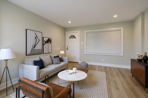 Tiny photo for 1104 W 87th Street #B, Chicago, IL 60620 (MLS # 12535006)