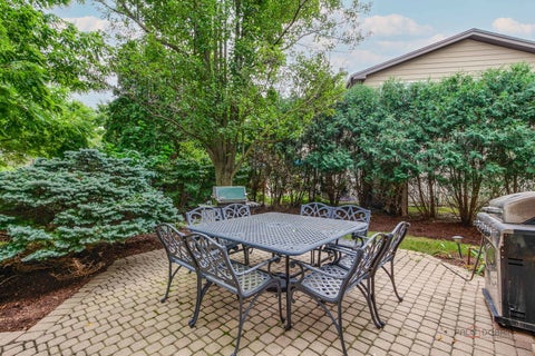 Tiny photo for 1130 New Trier Court, Wilmette, IL 60091 (MLS # 12759382)