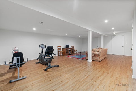 Tiny photo for 1130 New Trier Court, Wilmette, IL 60091 (MLS # 12759382)