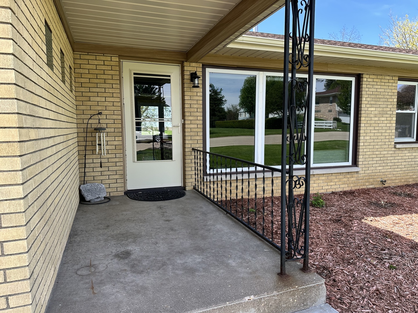 3806 Eagle Heights Drive