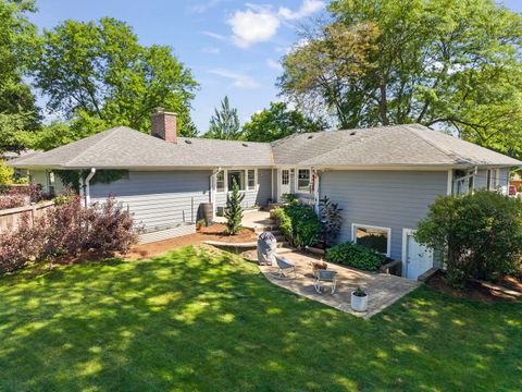 Tiny photo for 226 Woodstock Avenue, Glen Ellyn, IL 60137 (MLS # 12663637)