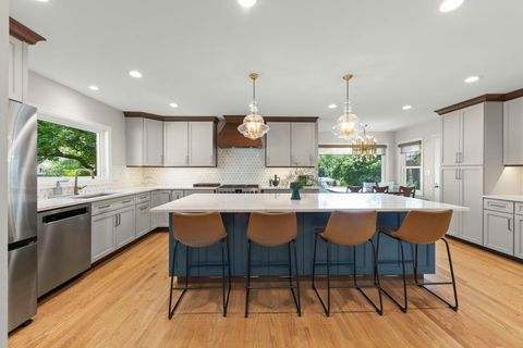 Tiny photo for 226 Woodstock Avenue, Glen Ellyn, IL 60137 (MLS # 12663637)