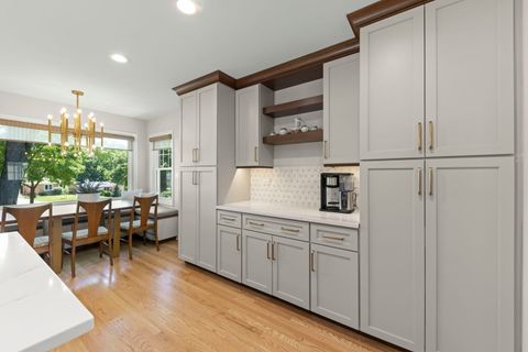 Tiny photo for 226 Woodstock Avenue, Glen Ellyn, IL 60137 (MLS # 12663637)