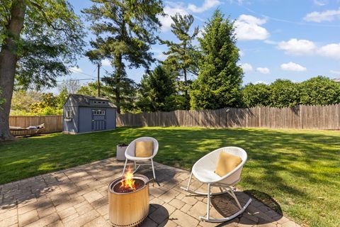 Tiny photo for 226 Woodstock Avenue, Glen Ellyn, IL 60137 (MLS # 12663637)