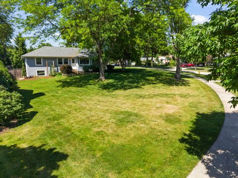 Tiny photo for 226 Woodstock Avenue, Glen Ellyn, IL 60137 (MLS # 12663637)