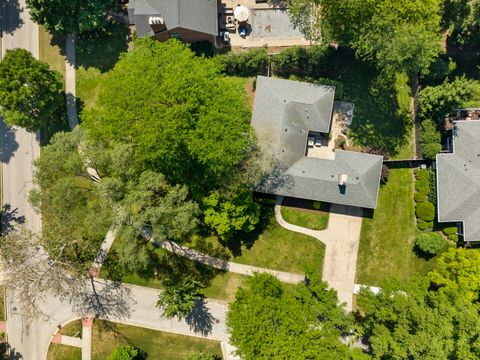 Tiny photo for 226 Woodstock Avenue, Glen Ellyn, IL 60137 (MLS # 12663637)