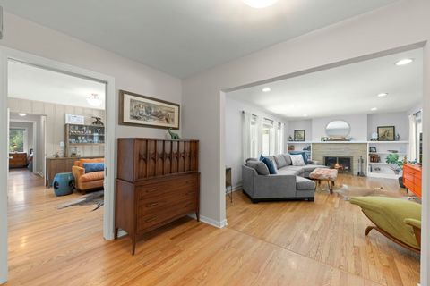 Tiny photo for 226 Woodstock Avenue, Glen Ellyn, IL 60137 (MLS # 12663637)