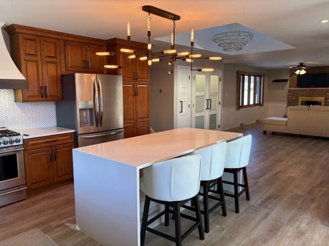 Tiny photo for 8320 Heather Lane, Tinley Park, IL 60477 (MLS # 12588313)