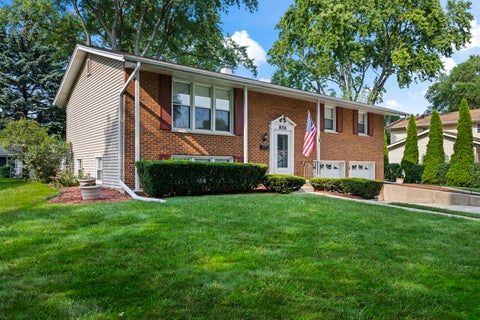 Tiny photo for 856 E Sayles Drive, Palatine, IL 60074 (MLS # 12720214)