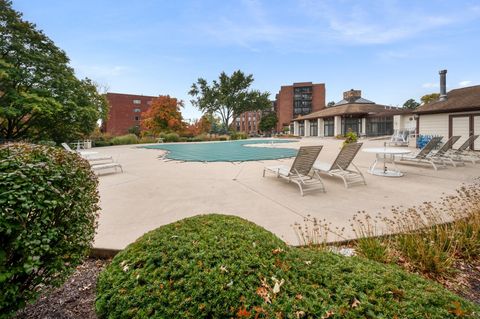 Tiny photo for 127 Acacia Circle #304, Indian Head Park, IL 60525 (MLS # 12523705)