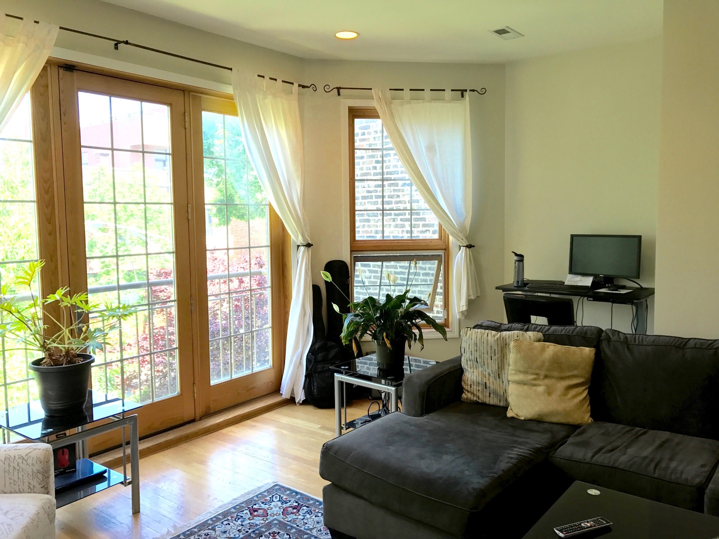 1012 N WOLCOTT Avenue 2