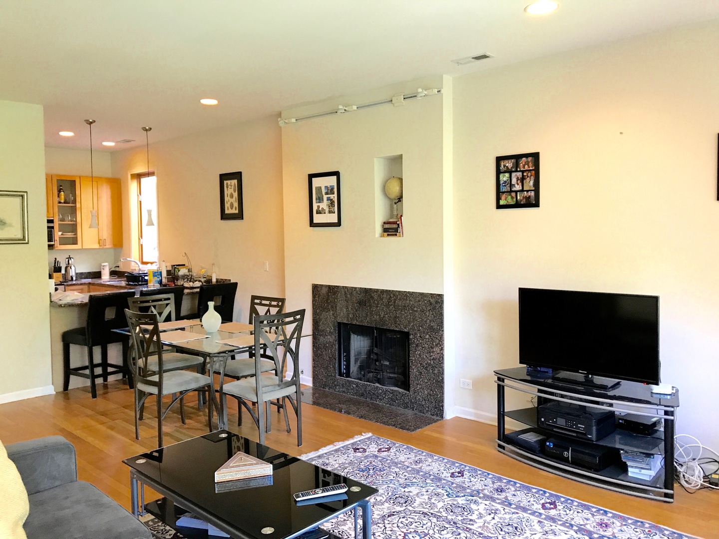 1012 N WOLCOTT Avenue 2
