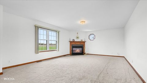 Tiny photo for 2136 N 34th Road, Ottawa, IL 61350 (MLS # 12612354)