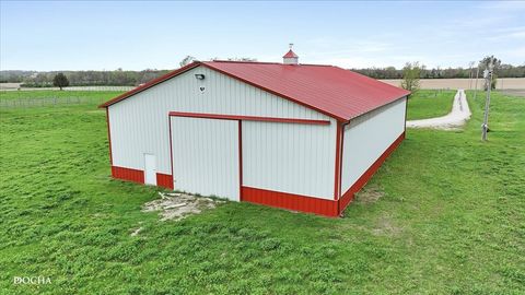 Tiny photo for 2136 N 34th Road, Ottawa, IL 61350 (MLS # 12612354)