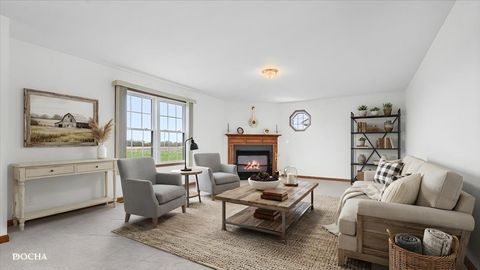 Tiny photo for 2136 N 34th Road, Ottawa, IL 61350 (MLS # 12612354)