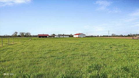 Tiny photo for 2136 N 34th Road, Ottawa, IL 61350 (MLS # 12612354)