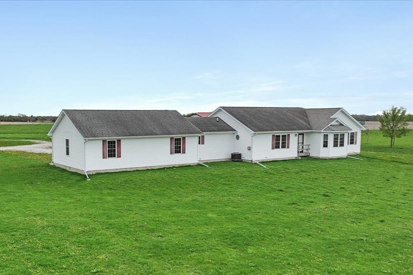 2136 N 34th Road