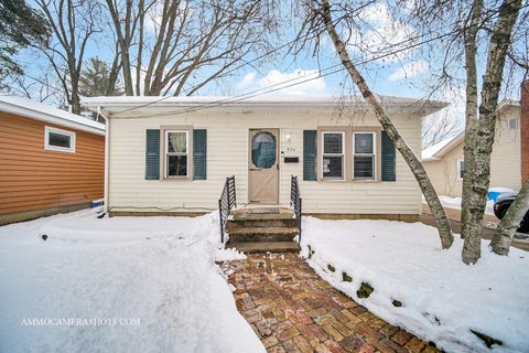 Tiny photo for 524 N College Street, Batavia, IL 60510 (MLS # 12526974)