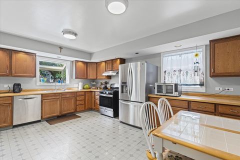 Tiny photo for 11611 Becky Lee Trce, Huntley, IL 60142 (MLS # 12457194)