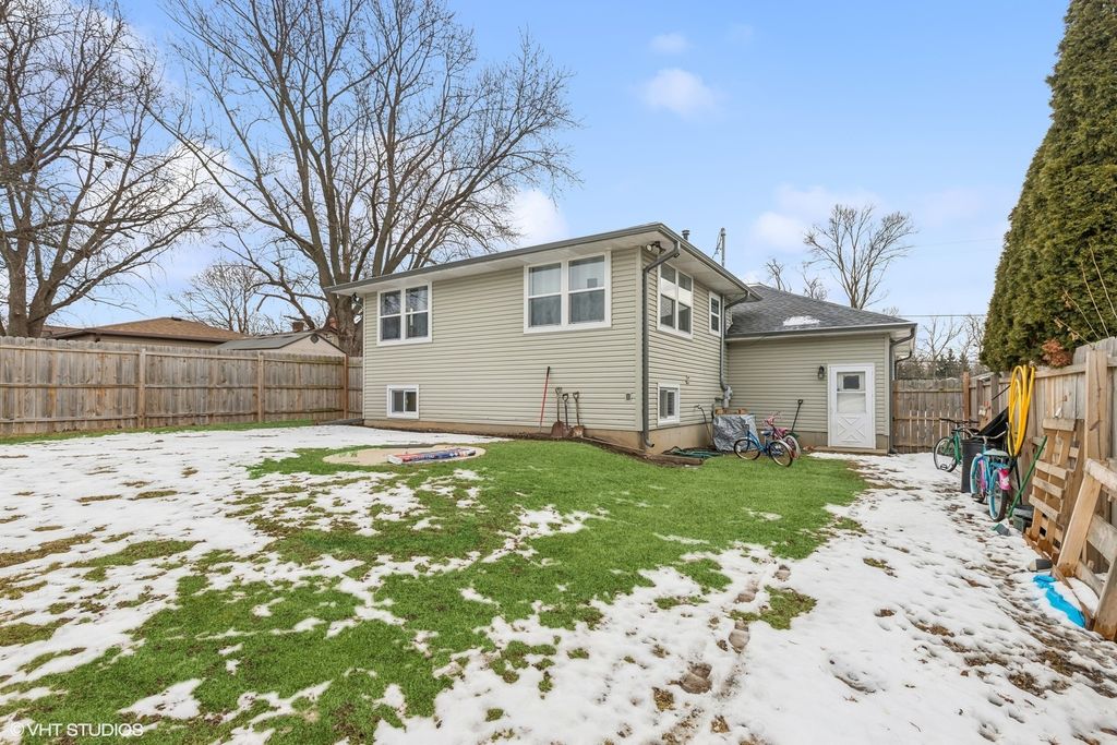 listing image 24