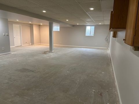 Tiny photo for 548 Academy Avenue, Matteson, IL 60443 (MLS # 12487870)