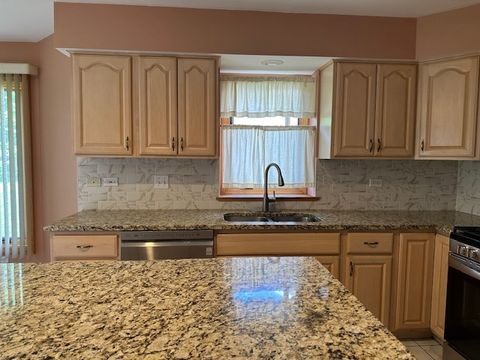 Tiny photo for 548 Academy Avenue, Matteson, IL 60443 (MLS # 12487870)