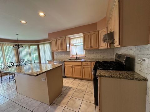 Tiny photo for 548 Academy Avenue, Matteson, IL 60443 (MLS # 12487870)