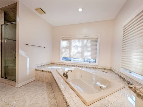 Tiny photo for 20 Hidden Brook Drive, North Barrington, IL 60010 (MLS # 12793288)