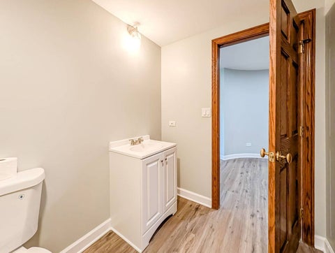 Tiny photo for 20 Hidden Brook Drive, North Barrington, IL 60010 (MLS # 12793288)