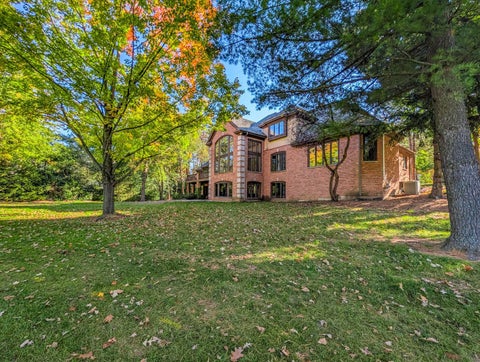 Tiny photo for 20 Hidden Brook Drive, North Barrington, IL 60010 (MLS # 12793288)