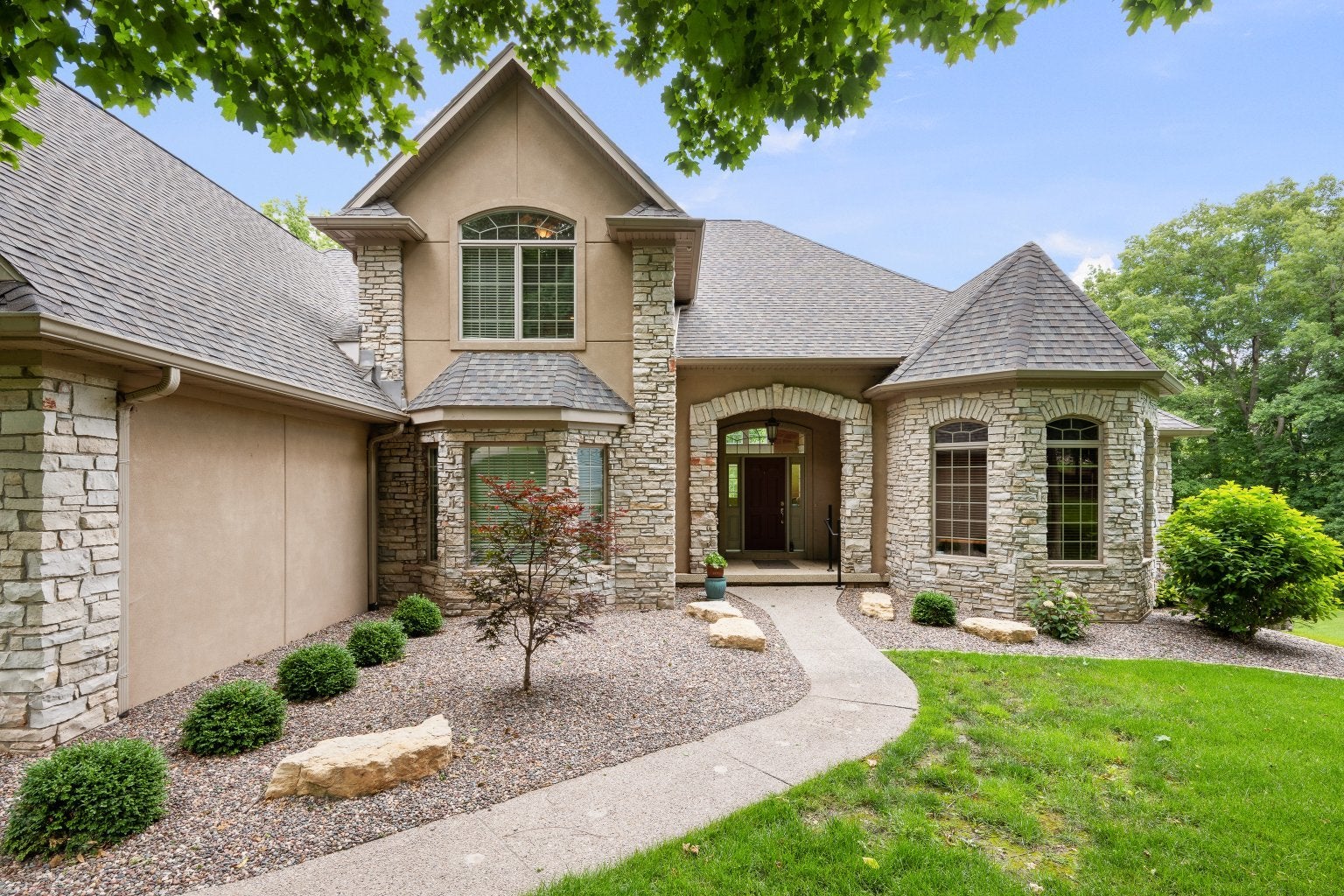 2296 Forest Reed Place