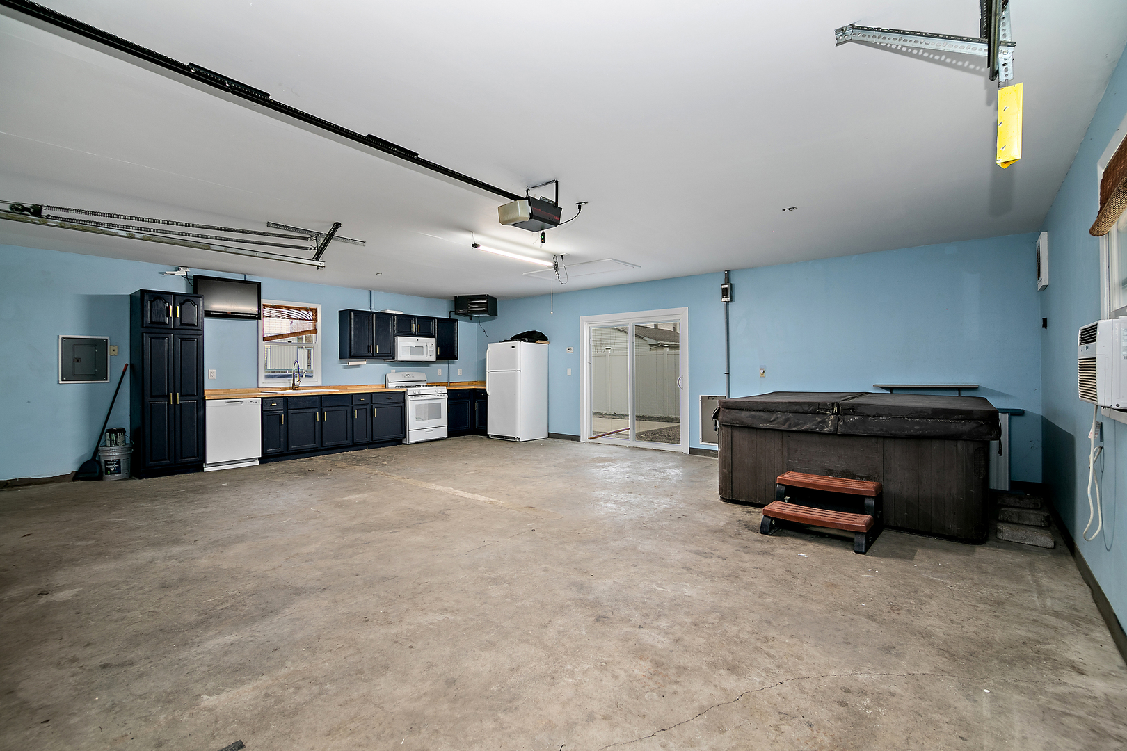 203 E Lake Street