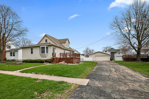 203 E Lake Street, Ashkum, IL 60911 - #: 12608636