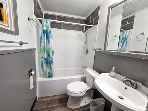 Tiny photo for 2614 MCKINLEY Avenue, Davenport, IA 52802 (MLS # QC4266241)