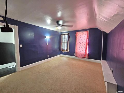 Tiny photo for 2614 MCKINLEY Avenue, Davenport, IA 52802 (MLS # QC4266241)