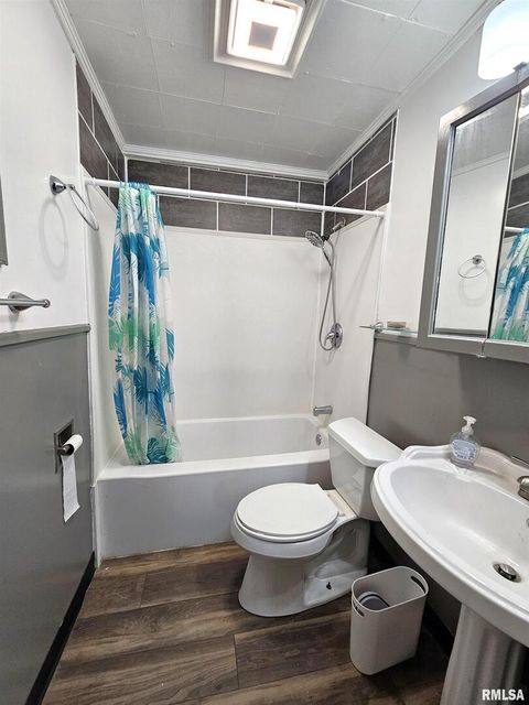 Tiny photo for 2614 MCKINLEY Avenue, Davenport, IA 52802 (MLS # QC4266241)