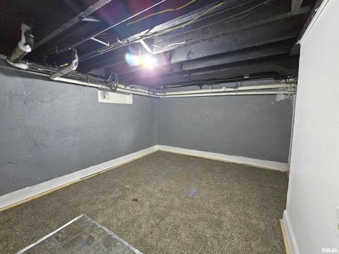 Tiny photo for 2614 MCKINLEY Avenue, Davenport, IA 52802 (MLS # QC4266241)