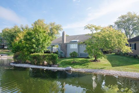 Tiny photo for 105 Craigie Lane, Inverness, IL 60067 (MLS # 12465658)