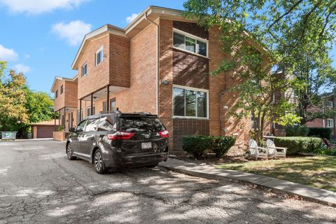 Photo of 249 S VINE Avenue #B, Park Ridge, IL 60068 (MLS # 12511936)