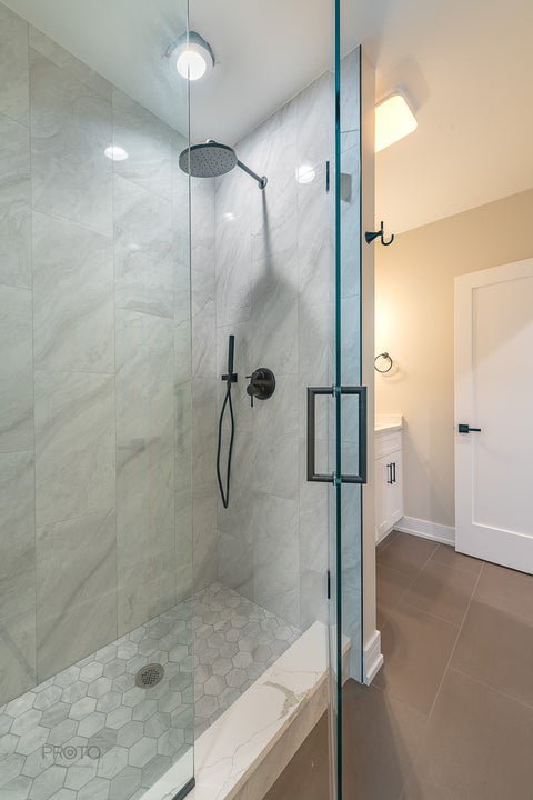 Tiny photo for 4945 W Berenice Avenue, Chicago, IL 60641 (MLS # 12798300)