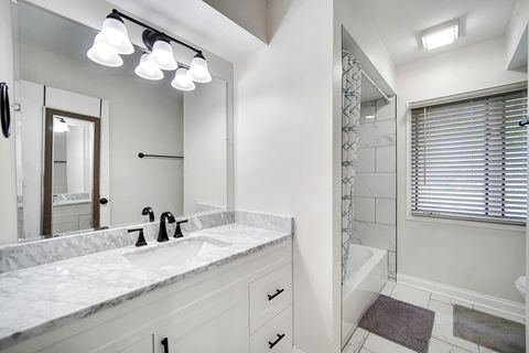 Tiny photo for 19 W Bay Road, Palos Heights, IL 60463 (MLS # 12505687)