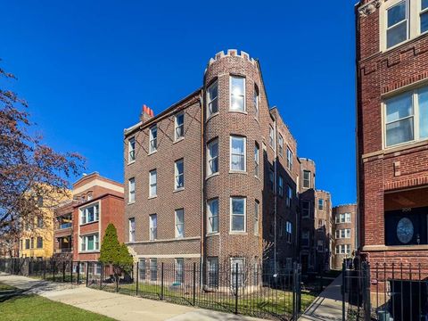 2019 N Humboldt Boulevard 2E Chicago IL 60647