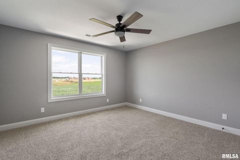Tiny photo for 6654 Meghan Avenue, Bettendorf, IA 52722 (MLS # 12565095)