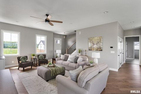 Tiny photo for 6654 Meghan Avenue, Bettendorf, IA 52722 (MLS # 12565095)